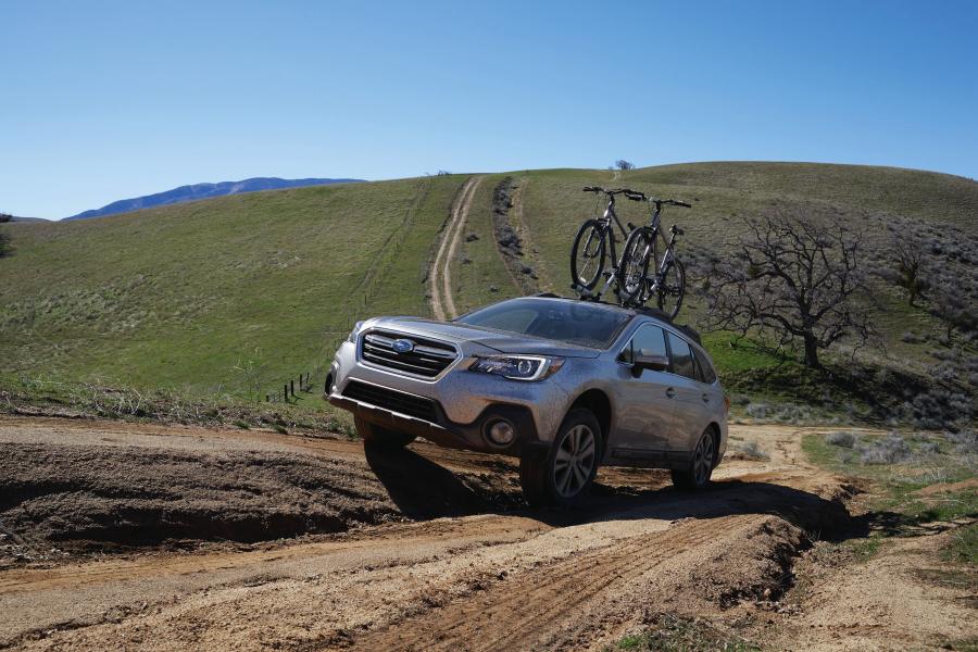  Subaru Outback 2017 года  (NA) (фото 1 из 12)